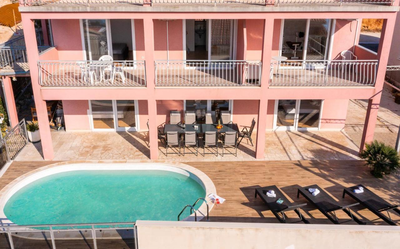 Solaris Holiday Home - Private Pool Stanici Exterior foto
